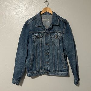 Gap 1969 Heritage Denim Jacket (Men’s Medium)